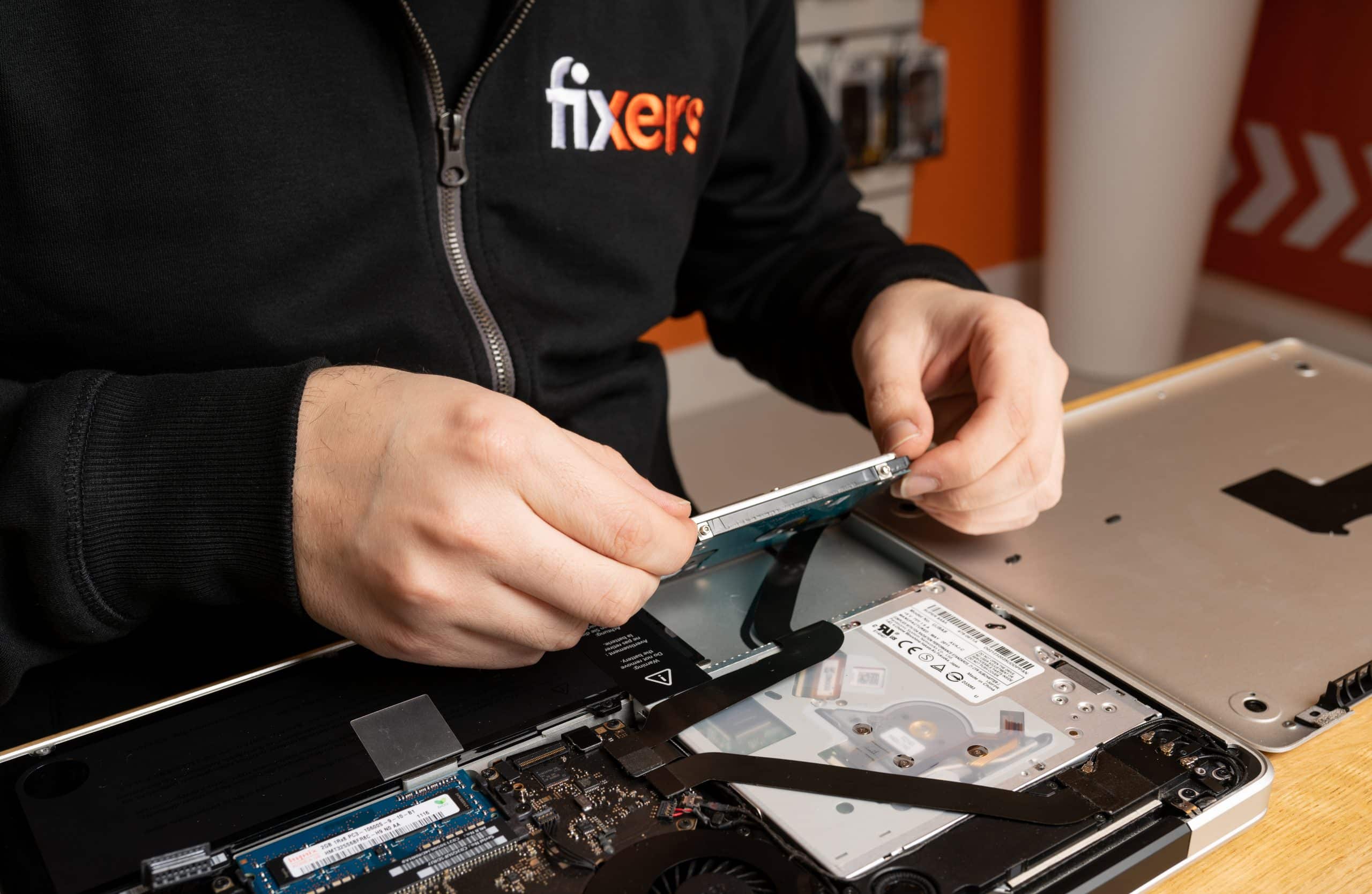 Kom naar Fixers voor de beste laptop reparaties!
